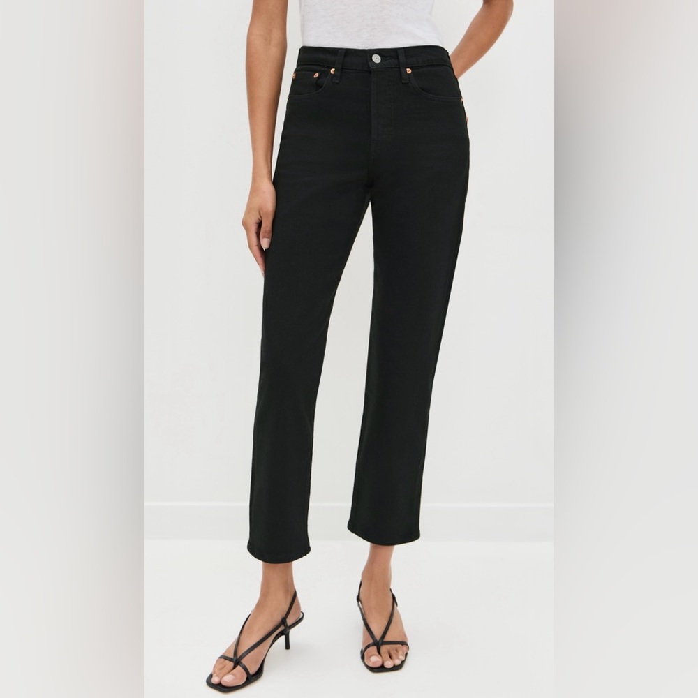 Levi’s Wedgie Straight Black NWT 27